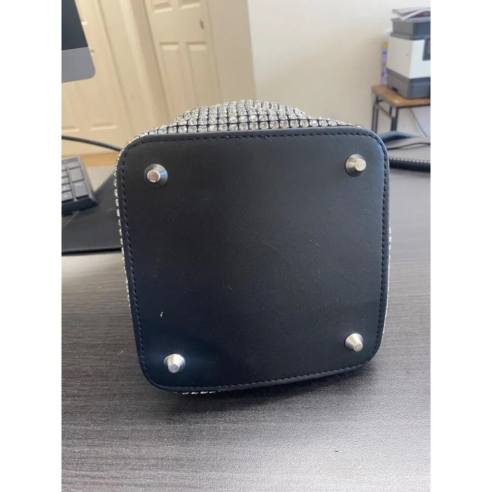 Aqua Womens Magnetic Snap Casual Crossbody Crystal Silver Black Size OS Defected - Picture 5 of 6